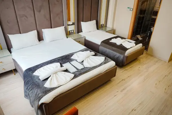 Reyyan Hotel 4